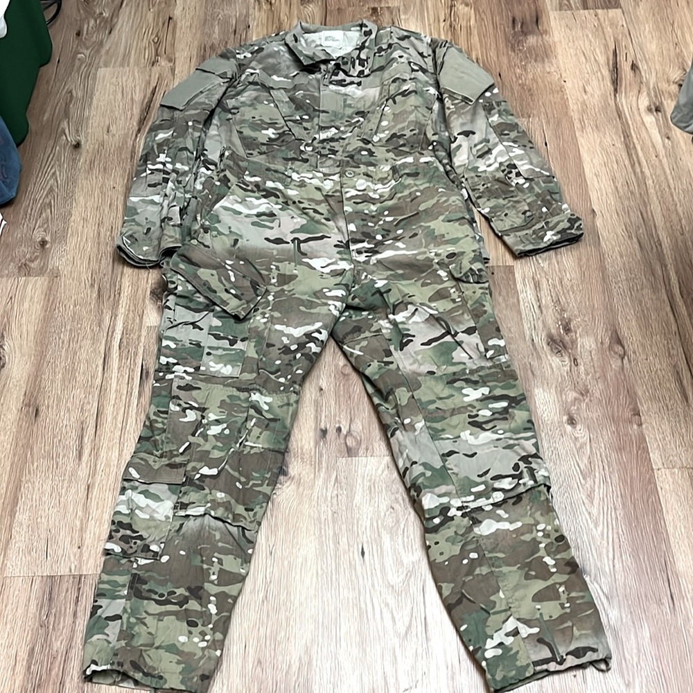 Army Combat Uniform (OCP) Set